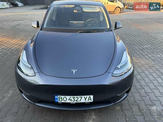 Серый Тесла Model Y, объемом двигателя 0 л и пробегом 12 тыс. км за 25000 $, фото 1 на Automoto.ua