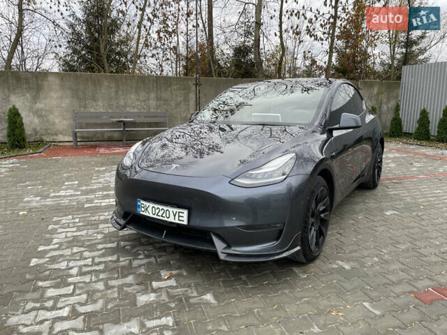 Сірий Тесла Model Y, об'ємом двигуна 0 л та пробігом 118 тис. км за 25900 $, фото 1 на Automoto.ua