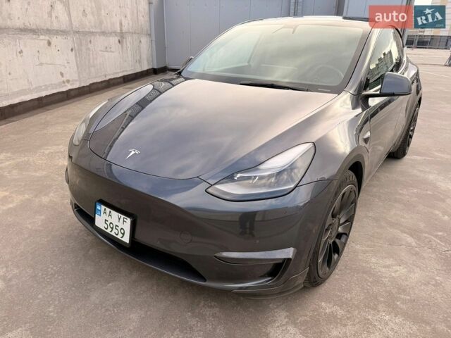 Серый Тесла Model Y, объемом двигателя 0 л и пробегом 110 тыс. км за 22800 $, фото 1 на Automoto.ua