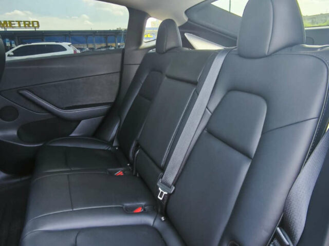 Сірий Тесла Model Y, об'ємом двигуна 0 л та пробігом 93 тис. км за 26000 $, фото 1 на Automoto.ua