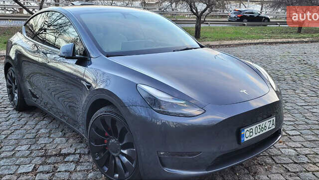 Серый Тесла Model Y, объемом двигателя 0 л и пробегом 53 тыс. км за 31500 $, фото 1 на Automoto.ua