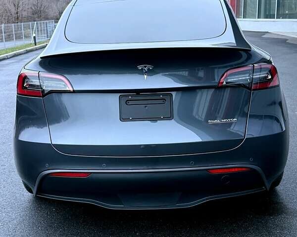 Сірий Тесла Model Y, об'ємом двигуна 0 л та пробігом 62 тис. км за 28000 $, фото 1 на Automoto.ua