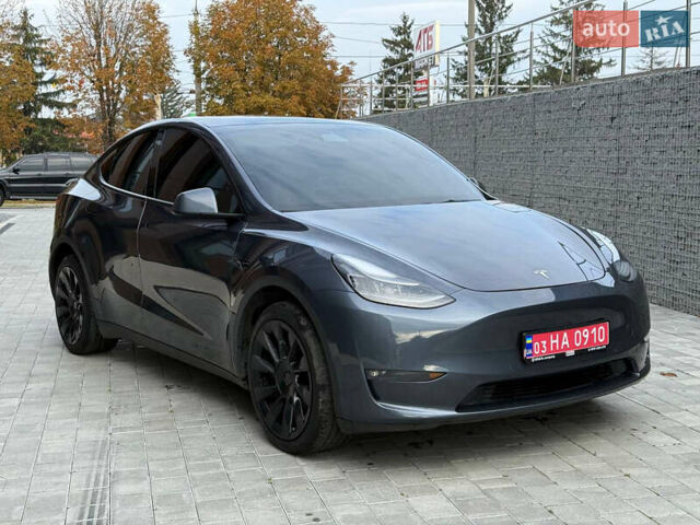 Тесла Model Y 2022 у Луцьку на Automoto.ua Сірий Тесла Model Y, об'ємом двигуна 0 л та пробігом 215 тис. км за 20900 $, фото 1 на Automoto.ua
