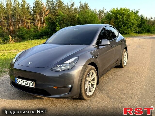 Серый Тесла Model Y, объемом двигателя 0 л и пробегом 8 тыс. км за 34500 $, фото 1 на Automoto.ua