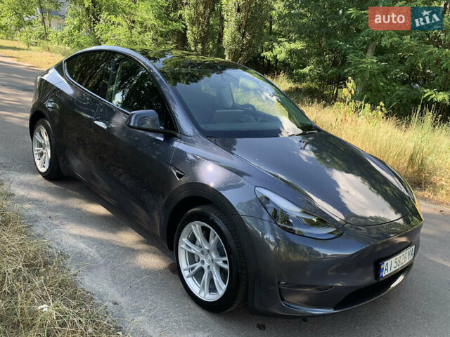 Серый Тесла Model Y, объемом двигателя 0 л и пробегом 47 тыс. км за 28028 $, фото 1 на Automoto.ua