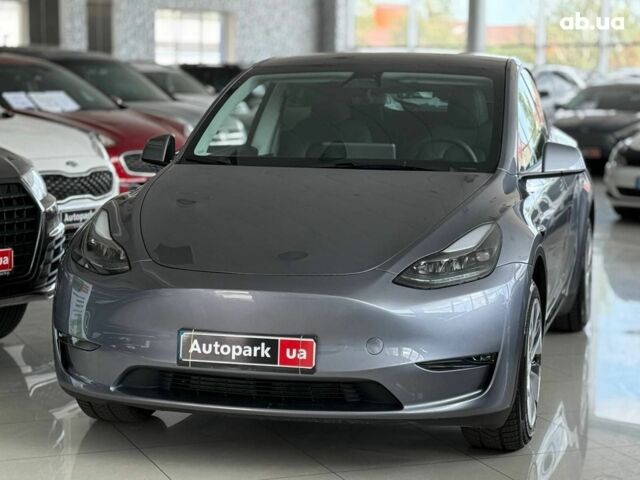 Сірий Тесла Model Y, об'ємом двигуна 0 л та пробігом 4 тис. км за 32990 $, фото 1 на Automoto.ua