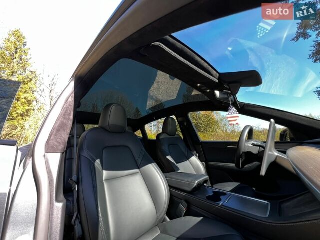 Серый Тесла Model Y, объемом двигателя 0 л и пробегом 14 тыс. км за 26500 $, фото 1 на Automoto.ua