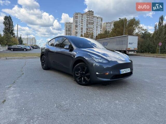 Серый Тесла Model Y, объемом двигателя 0 л и пробегом 71 тыс. км за 29000 $, фото 1 на Automoto.ua