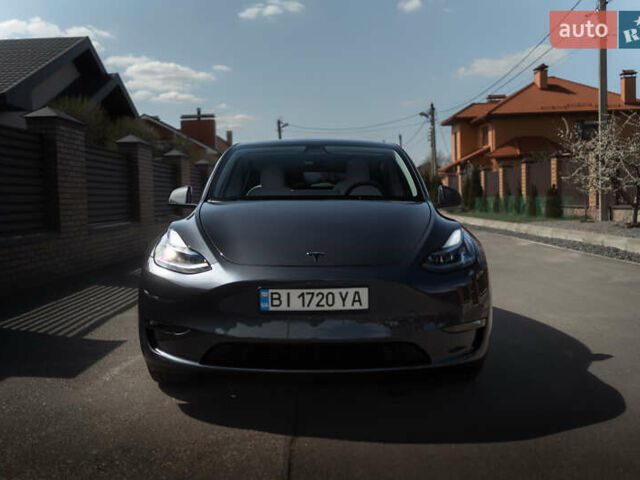Серый Тесла Model Y, объемом двигателя 0 л и пробегом 20 тыс. км за 38000 $, фото 1 на Automoto.ua