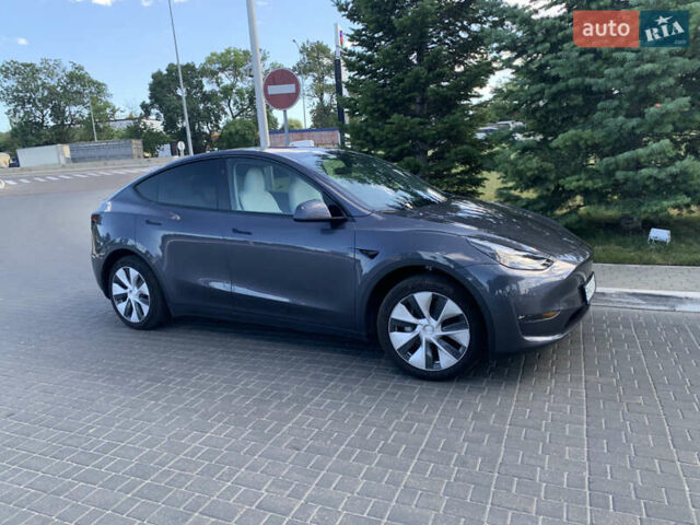 Сірий Тесла Model Y, об'ємом двигуна 0 л та пробігом 31 тис. км за 24800 $, фото 1 на Automoto.ua