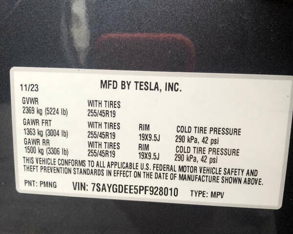 Серый Тесла Model Y, объемом двигателя 0 л и пробегом 9 тыс. км за 34750 $, фото 1 на Automoto.ua