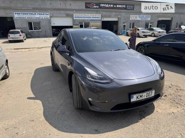 Тесла Model Y 2023 у Миколаєві на Automoto.ua Сірий Тесла Model Y, об'ємом двигуна 0 л та пробігом 4 тис. км за 33000 $, фото 1 на Automoto.ua