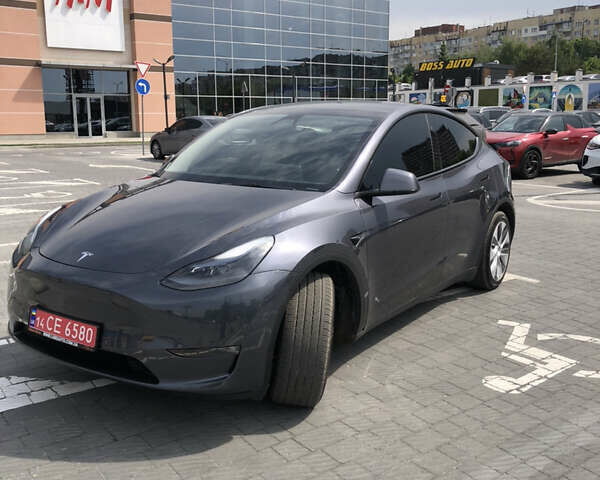 Сірий Тесла Model Y, об'ємом двигуна 0 л та пробігом 26 тис. км за 29000 $, фото 1 на Automoto.ua