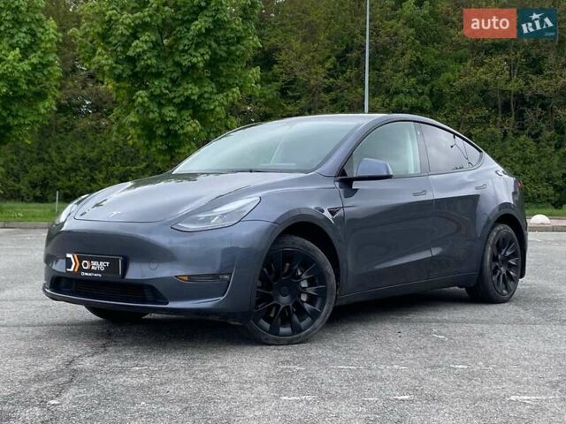 Сірий Тесла Model Y, об'ємом двигуна 0 л та пробігом 9 тис. км за 32490 $, фото 1 на Automoto.ua