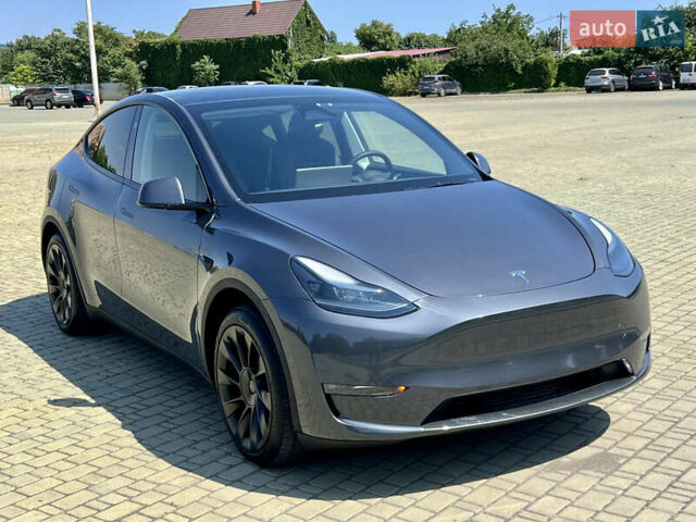 Сірий Тесла Model Y, об'ємом двигуна 0 л та пробігом 45 тис. км за 23300 $, фото 1 на Automoto.ua