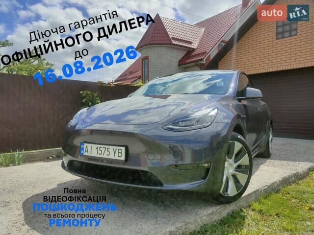 Серый Тесла Model Y, объемом двигателя 0 л и пробегом 30 тыс. км за 32350 $, фото 1 на Automoto.ua