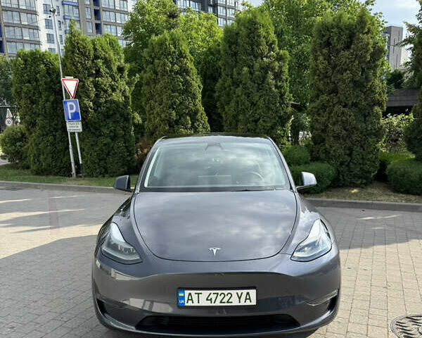 Серый Тесла Model Y, объемом двигателя 0 л и пробегом 24 тыс. км за 30500 $, фото 1 на Automoto.ua