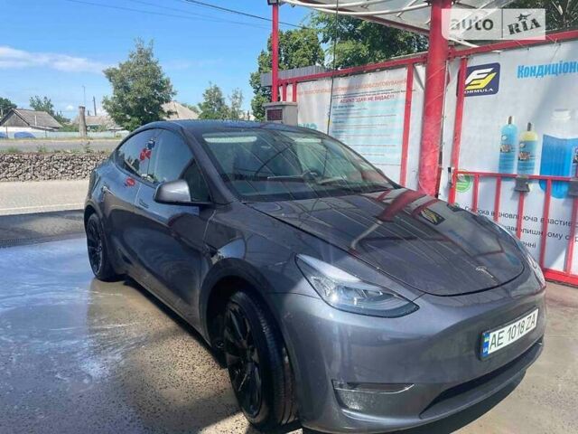 Серый Тесла Model Y, объемом двигателя 0 л и пробегом 11 тыс. км за 37500 $, фото 1 на Automoto.ua
