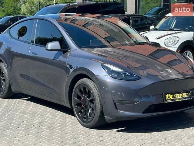 Серый Тесла Model Y, объемом двигателя 0 л и пробегом 39 тыс. км за 30500 $, фото 1 на Automoto.ua