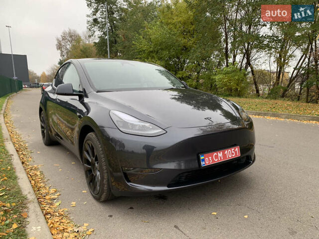 Серый Тесла Model Y, объемом двигателя 0 л и пробегом 14 тыс. км за 32300 $, фото 1 на Automoto.ua