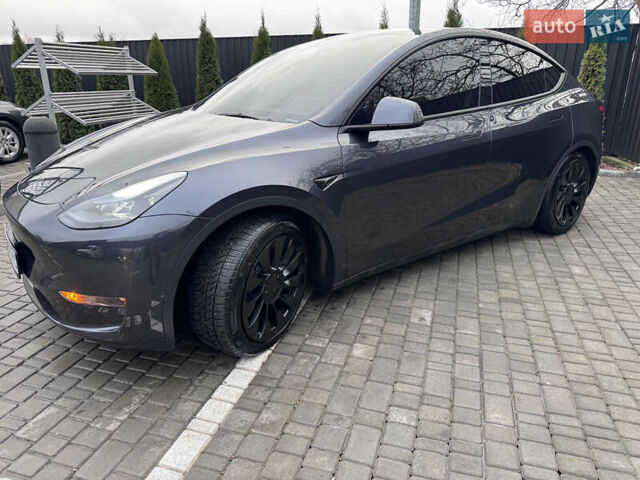 Сірий Тесла Model Y, об'ємом двигуна 0 л та пробігом 21 тис. км за 35000 $, фото 1 на Automoto.ua