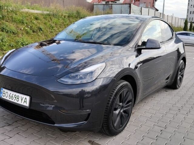 Сірий Тесла Model Y, об'ємом двигуна 0 л та пробігом 2 тис. км за 26000 $, фото 1 на Automoto.ua