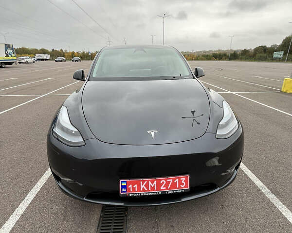 Тесла Model Y 2024 в Ровно на Automoto.ua Серый Тесла Model Y, объемом двигателя 0 л и пробегом 11 тыс. км за 33600 $, фото 1 на Automoto.ua