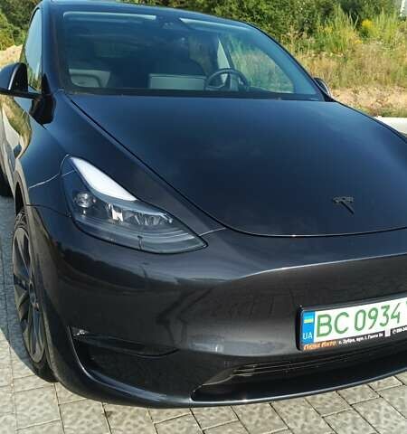 Серый Тесла Model Y, объемом двигателя 0 л и пробегом 20 тыс. км за 29600 $, фото 1 на Automoto.ua