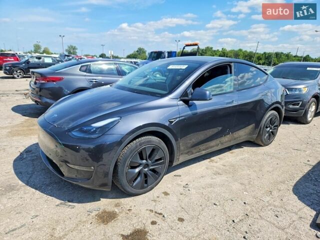Серый Тесла Model Y, объемом двигателя 0 л и пробегом 68 тыс. км за 10000 $, фото 1 на Automoto.ua
