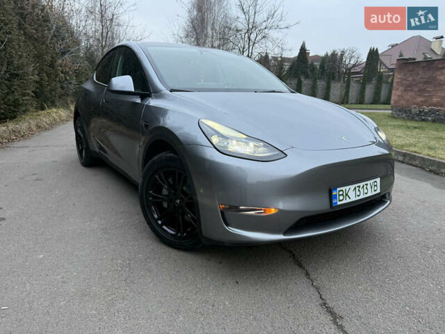 Сірий Тесла Model Y, об'ємом двигуна 0 л та пробігом 7 тис. км за 33600 $, фото 1 на Automoto.ua