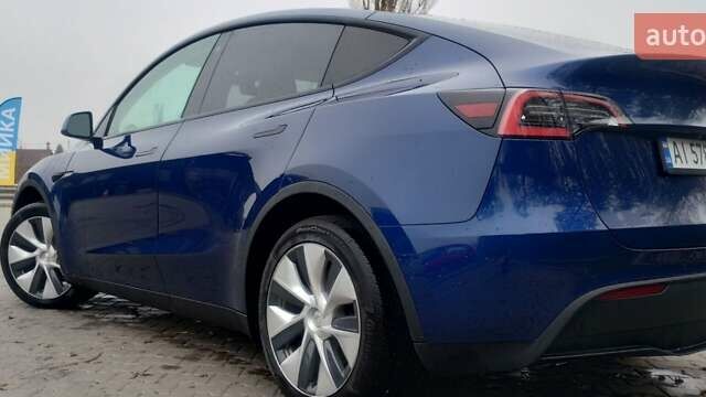 Синий Тесла Model Y, объемом двигателя 0 л и пробегом 261 тыс. км за 19600 $, фото 1 на Automoto.ua