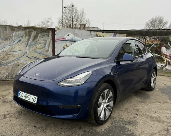 Синий Тесла Model Y, объемом двигателя 0 л и пробегом 100 тыс. км за 21400 $, фото 1 на Automoto.ua