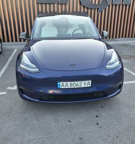 Синий Тесла Model Y, объемом двигателя 0 л и пробегом 69 тыс. км за 26500 $, фото 1 на Automoto.ua