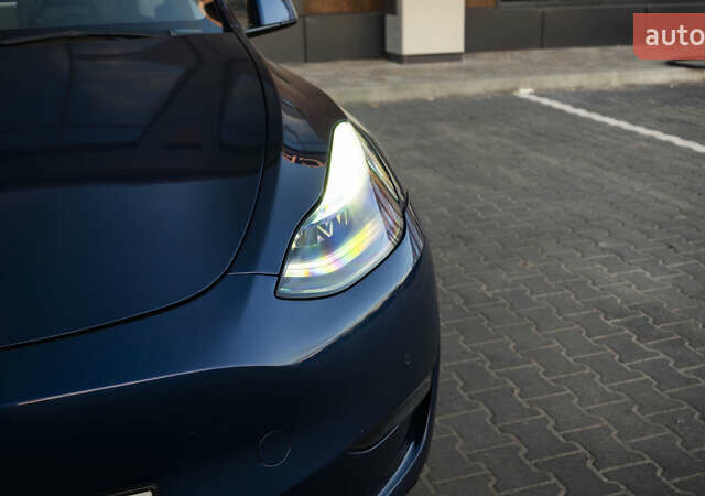 Синий Тесла Model Y, объемом двигателя 0 л и пробегом 35 тыс. км за 25500 $, фото 1 на Automoto.ua