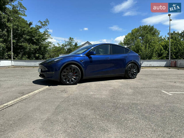 Синий Тесла Model Y, объемом двигателя 0 л и пробегом 15 тыс. км за 33000 $, фото 1 на Automoto.ua