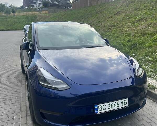 Синий Тесла Model Y, объемом двигателя 0 л и пробегом 9 тыс. км за 29000 $, фото 1 на Automoto.ua