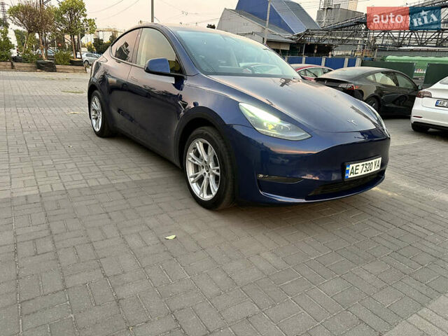 Синий Тесла Model Y, объемом двигателя 0 л и пробегом 27 тыс. км за 35999 $, фото 1 на Automoto.ua