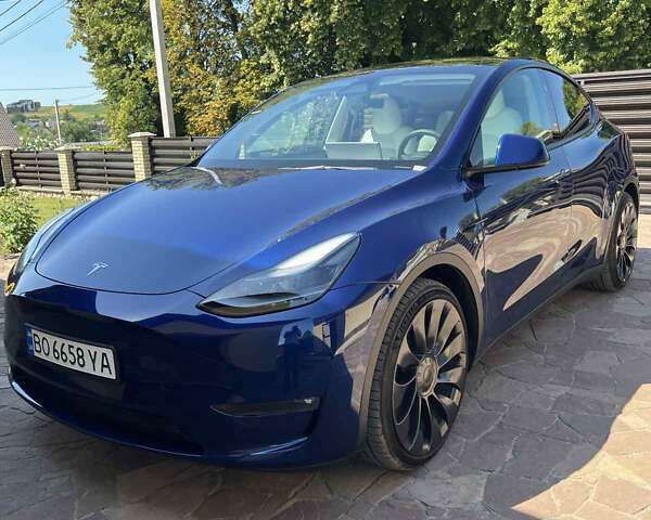 Синий Тесла Model Y, объемом двигателя 0 л и пробегом 37 тыс. км за 29800 $, фото 1 на Automoto.ua