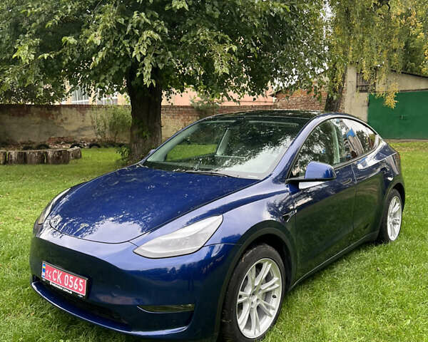 Синий Тесла Model Y, объемом двигателя 0 л и пробегом 37 тыс. км за 27270 $, фото 1 на Automoto.ua
