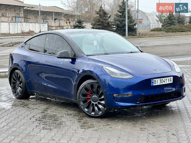 Синий Тесла Model Y, объемом двигателя 0 л и пробегом 15 тыс. км за 31400 $, фото 1 на Automoto.ua
