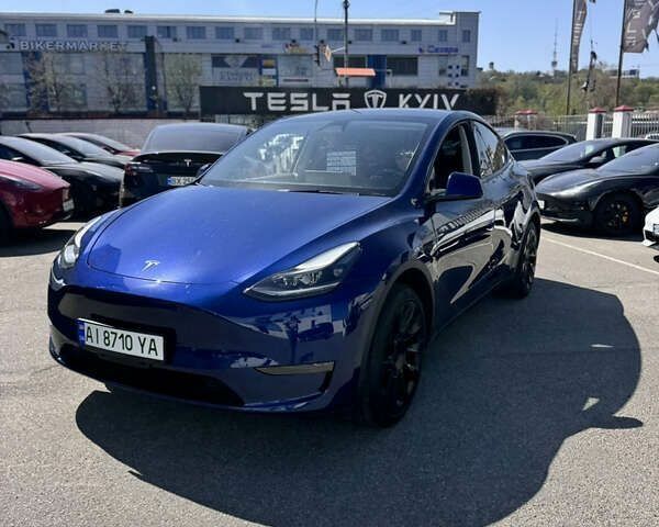 Синий Тесла Model Y, объемом двигателя 0 л и пробегом 10 тыс. км за 28000 $, фото 1 на Automoto.ua