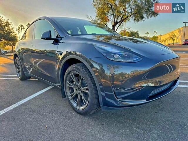 Синий Тесла Model Y, объемом двигателя 0 л и пробегом 28 тыс. км за 13500 $, фото 1 на Automoto.ua
