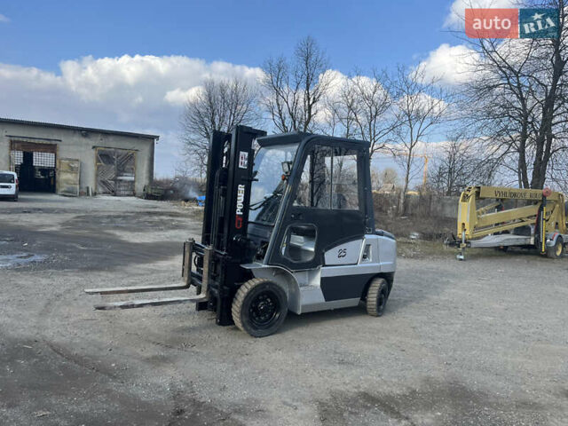 Тойота 02-4FD25, объемом двигателя 0 л и пробегом 2 тыс. км за 11800 $, фото 1 на Automoto.ua