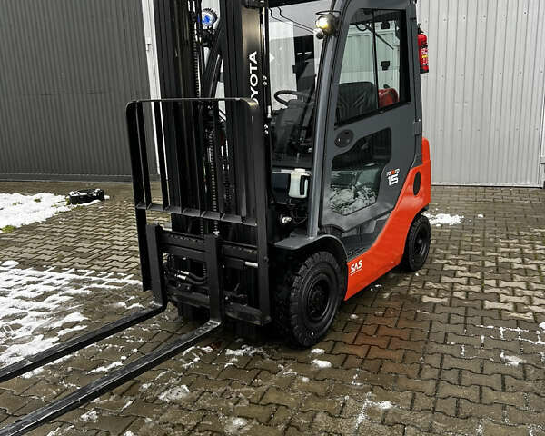 Оранжевый Тойота 02-8FGF15, объемом двигателя 0 л и пробегом 2 тыс. км за 19634 $, фото 1 на Automoto.ua