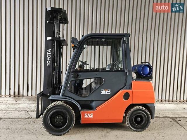 Тойота 02-8FGF30, об'ємом двигуна 2.2 л та пробігом 4 тис. км за 20800 $, фото 1 на Automoto.ua