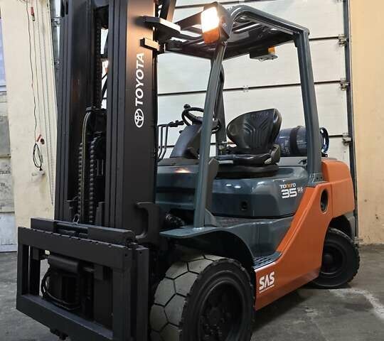 Тойота 02-8FGJF35, об'ємом двигуна 2.2 л та пробігом 0 тис. км за 18412 $, фото 1 на Automoto.ua