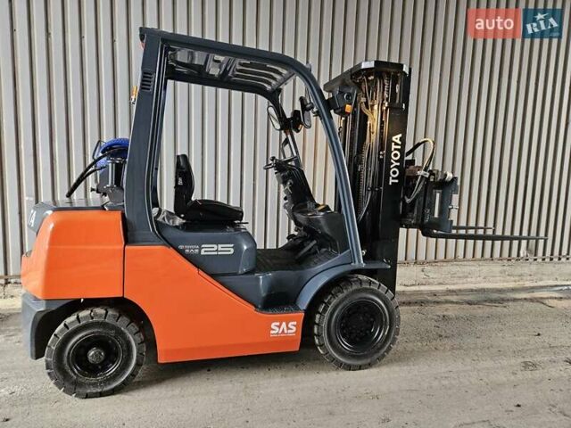 Тойота 32FG-25, объемом двигателя 2.2 л и пробегом 5 тыс. км за 18900 $, фото 1 на Automoto.ua