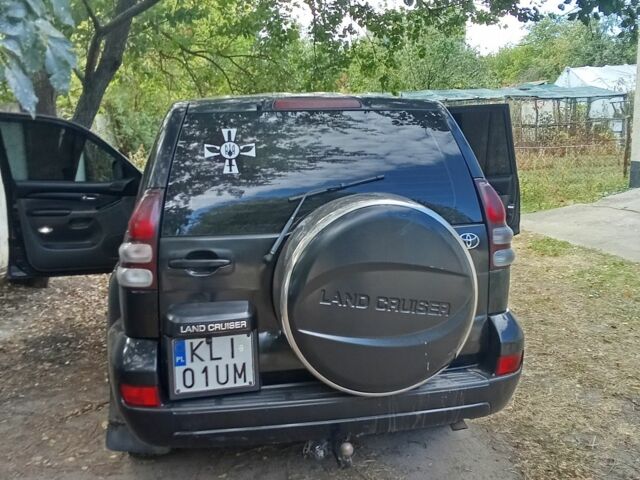 Чорний Тойота 4Раннер, об'ємом двигуна 3 л та пробігом 400 тис. км за 7000 $, фото 1 на Automoto.ua