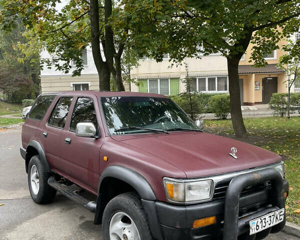 Красный Тойота 4Раннер, объемом двигателя 3 л и пробегом 450 тыс. км за 5500 $, фото 1 на Automoto.ua