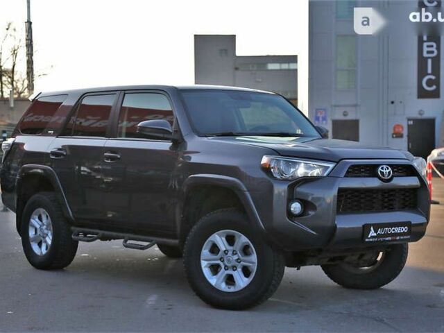 Тойота 4Раннер, объемом двигателя 0 л и пробегом 216 тыс. км за 25500 $, фото 1 на Automoto.ua